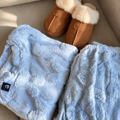 PIJAMA CELESTE | POLAR SOFT — BAHIA Tienda, Bahía Blanca