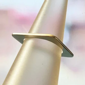 ANILLO PLATA CUADRADO HECHO A MANO (CONSULTAR MEDIDAS) K5029 — Joyería Debernardi, Bahía Blanca