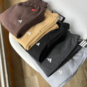 Baggy frizado con regulador — AURA SHOES, Bahía Blanca