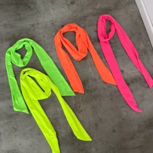 Corbatin Fluo — Pipina Showroom, Bahía Blanca