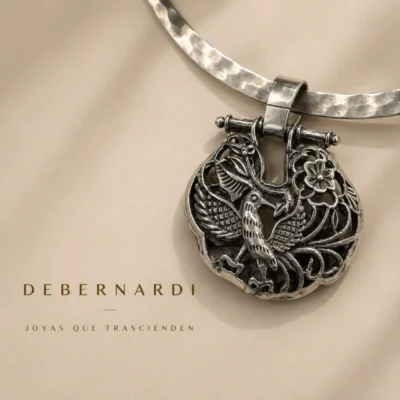 DIJE LABRADO ANTIGUO PELTRE Y PLATA 925 COD: K7482 — Joyería Debernardi, Bahía Blanca