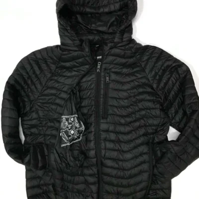 CAMPERA NEGRA BASICA — FAK Indumentaria, Bahía Blanca