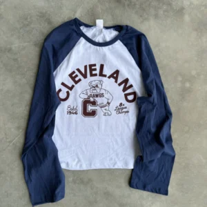 Remera Cleveland — GARAGE Showroom, Bahía Blanca