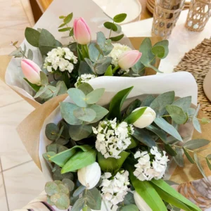 BOUQUET DE 3 TULIPANES (NUEVO!) — Florería Bahía, Bahía Blanca