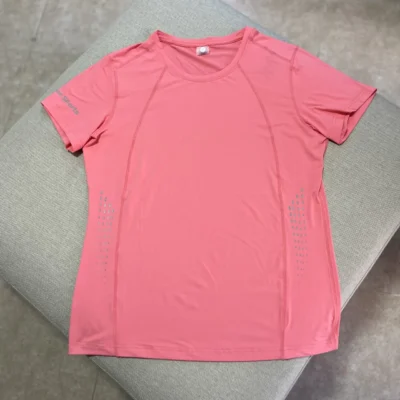 SALE Remera deportiva importada — AURA SHOES, Bahía Blanca