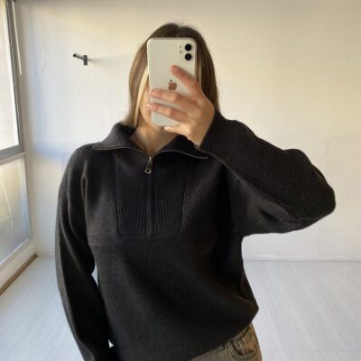 Sweater cuello alto con cierre — Cattley Shoes, Bahía Blanca