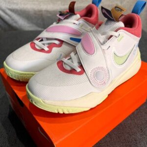 Nike Hustle D11 — Zapas Bahía, Bahía Blanca
