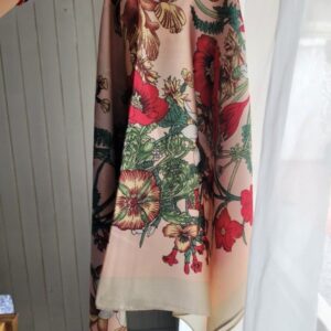 Pañuelo cuadrado María 70x70 — Anacletta Accesorios, Bahía Blanca