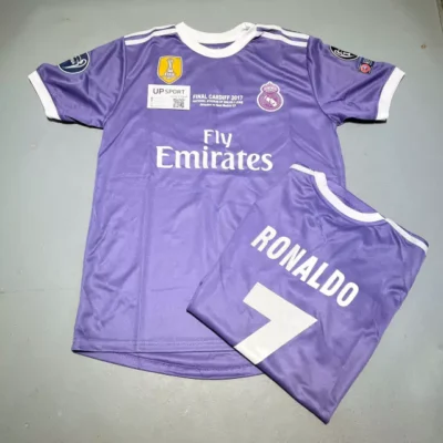 Camiseta Real Madrid Cristiano Ronaldo violeta 2017 — Upsport Bahía, Bahía Blanca
