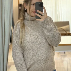 Sweater Gasper - Tostado — Casa Blanca Showroom, Bahía Blanca