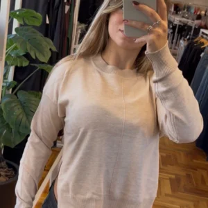 Sweater básico — Marite Showroom, Bahía Blanca