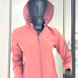 Campera técnica importada — Salve María Sport, Bahía Blanca