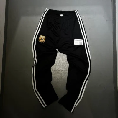 Pantalón AFA originals negro mundial 2026 — Upsport Bahía, Bahía Blanca