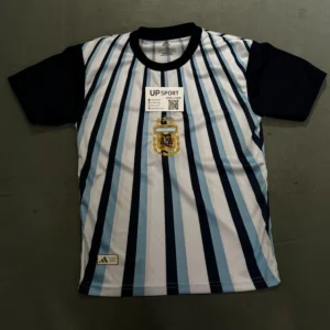 Camiseta AFA pre match multicolor niño mundial 2026 — Upsport Bahía, Bahía Blanca